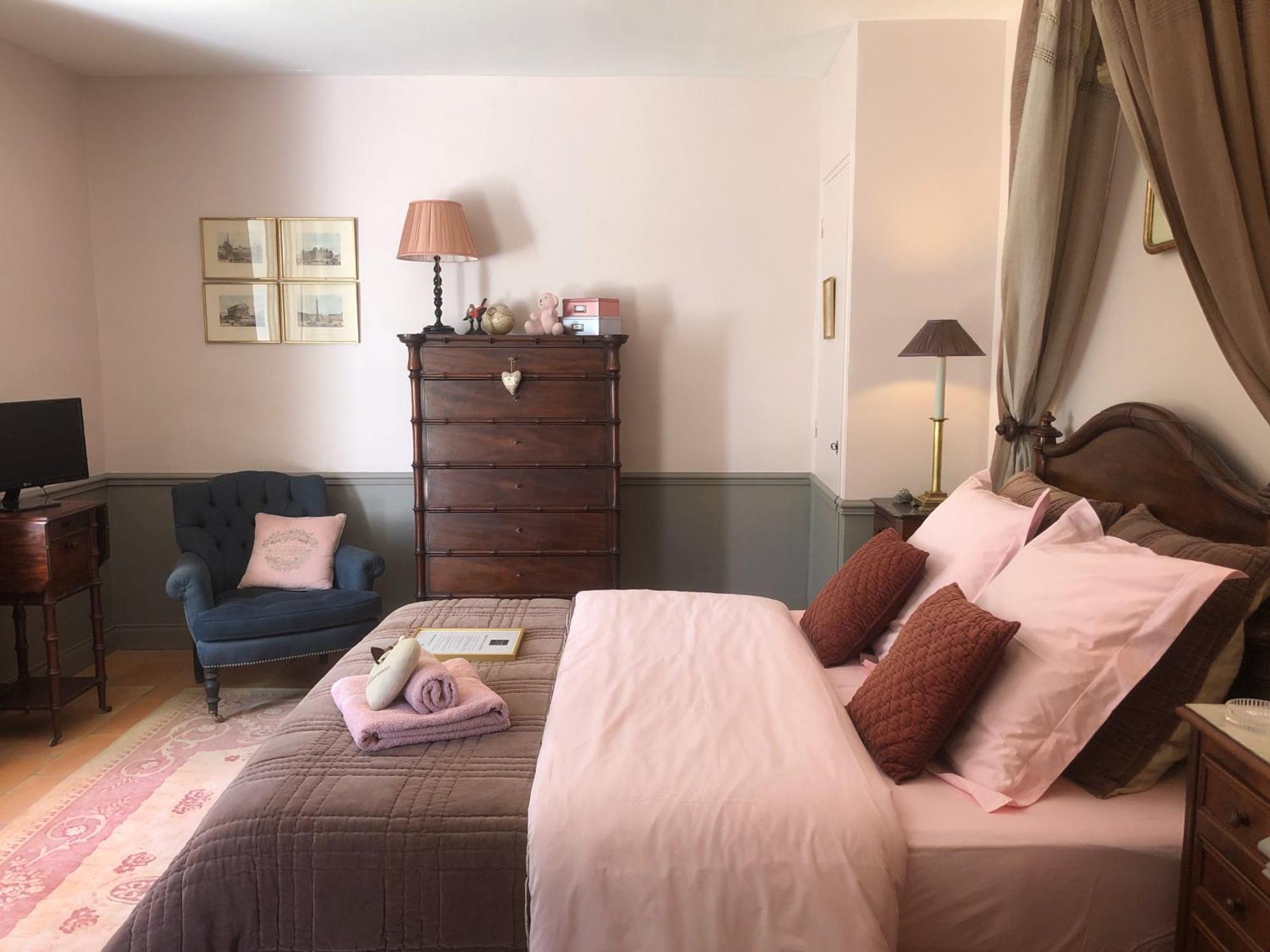 Bed and Breakfast Les Aurochs Grimaud Exterior foto